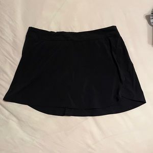 Outdoor Voices skort
